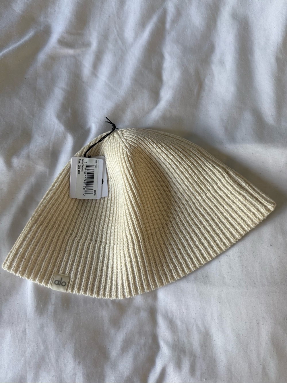 ALO Yoga Ivory Ribbed Knit Bucket Hat